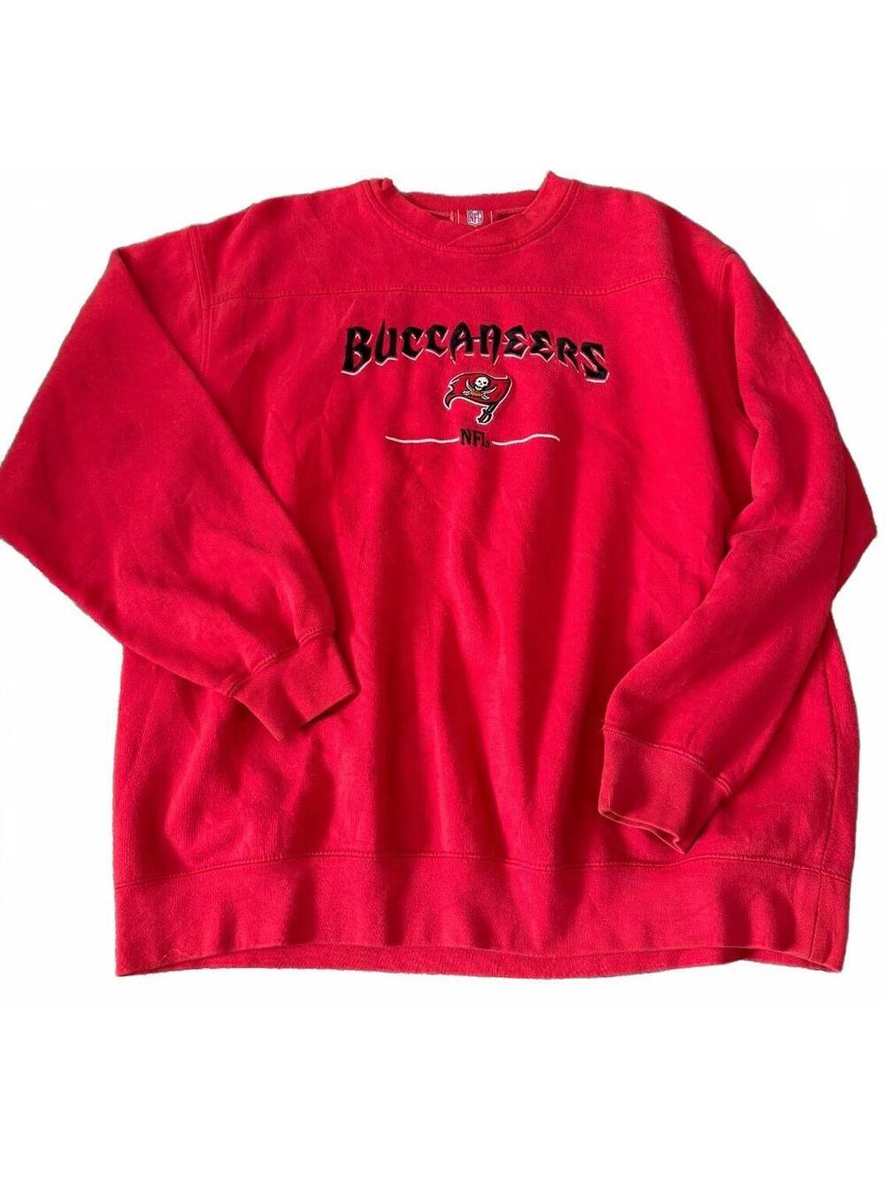 Tampa Bay Buccaneers NFL Red Crewneck Sweatshirt Adult XL Embroidered Logo